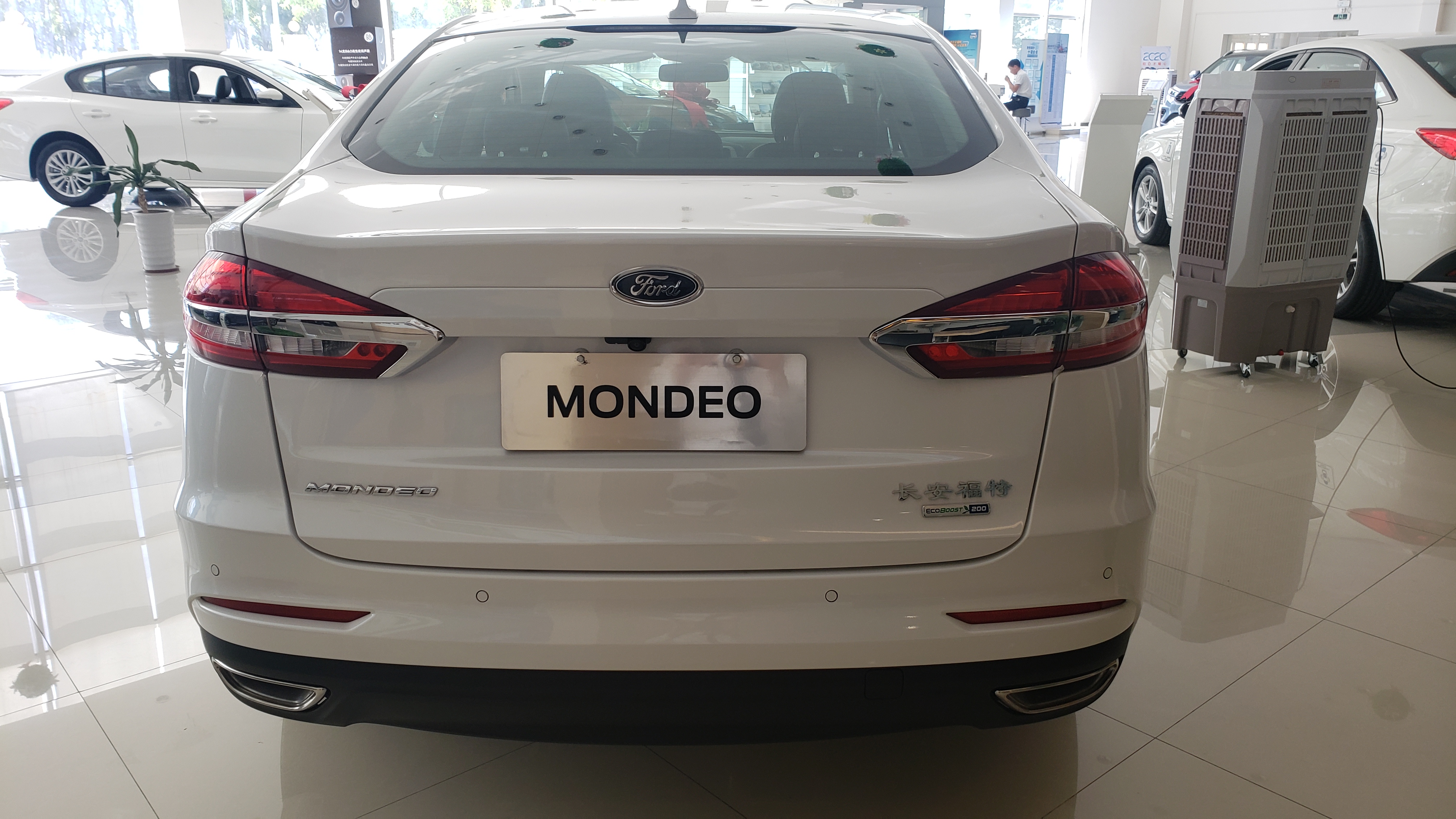 14款福特蒙迪欧二手价格,福特蒙迪欧降到15.98万起