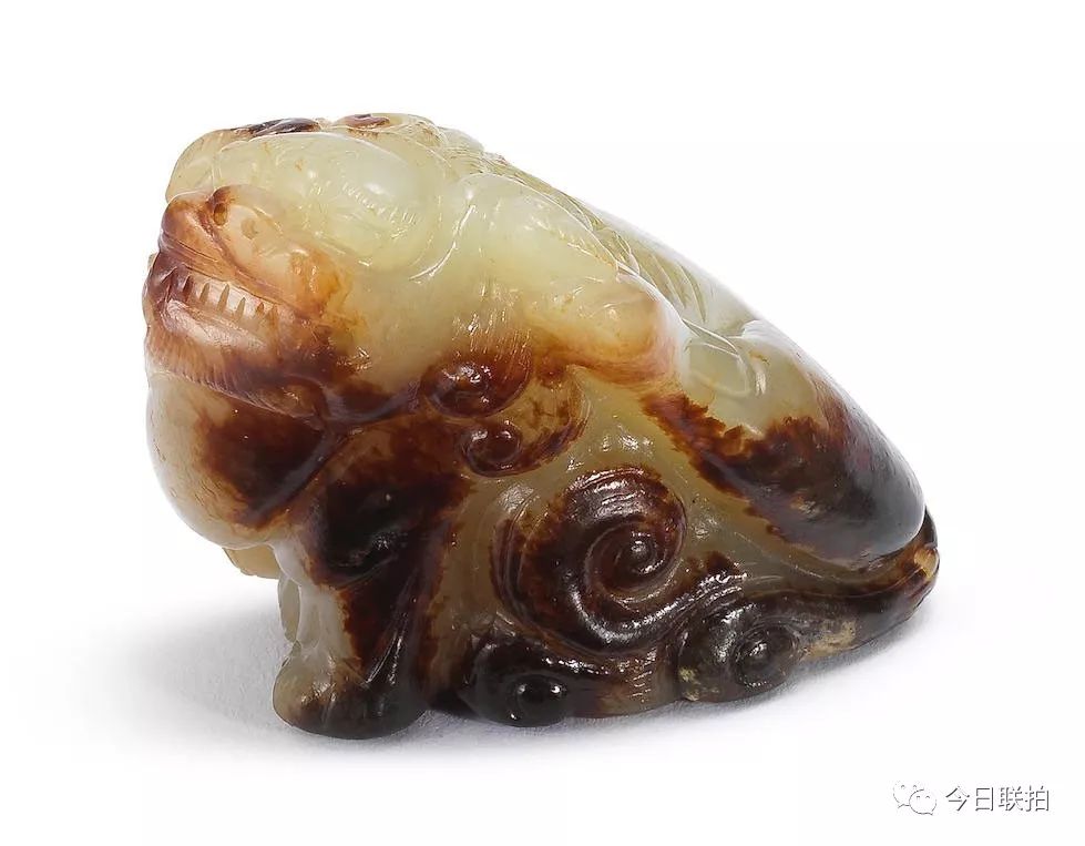 一只白玉小熊卖了670万，人家靠的是颜值！