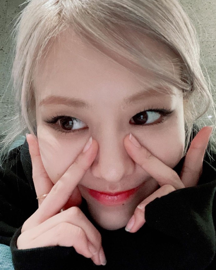 ​天生黑的女生，保持6个好习惯，皮肤会悄悄变好素颜白皙有光泽