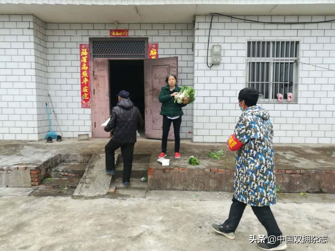 抗击疫情显温情,抗疫时刻显真情