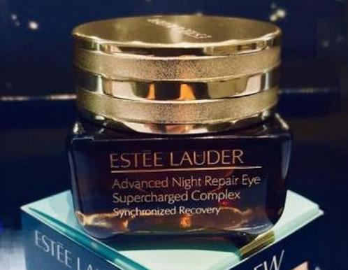 这些眼霜实在太好用了，每天用一次，让你的眼袋细纹逐渐消失