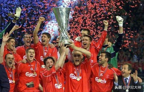 消逝的古典钻石！记忆里那些经典的菱形中场组合