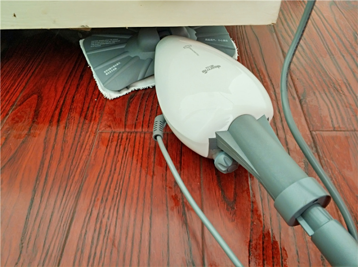 旧地板怎样擦让它焕然一新,高端户外塑木地板焕然一新