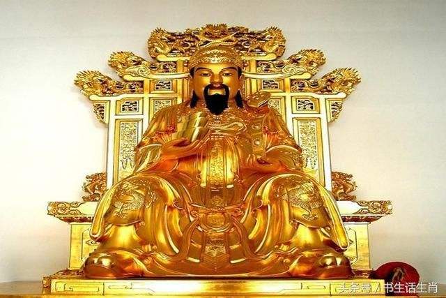 偏财十神关系,年柱十神偏财