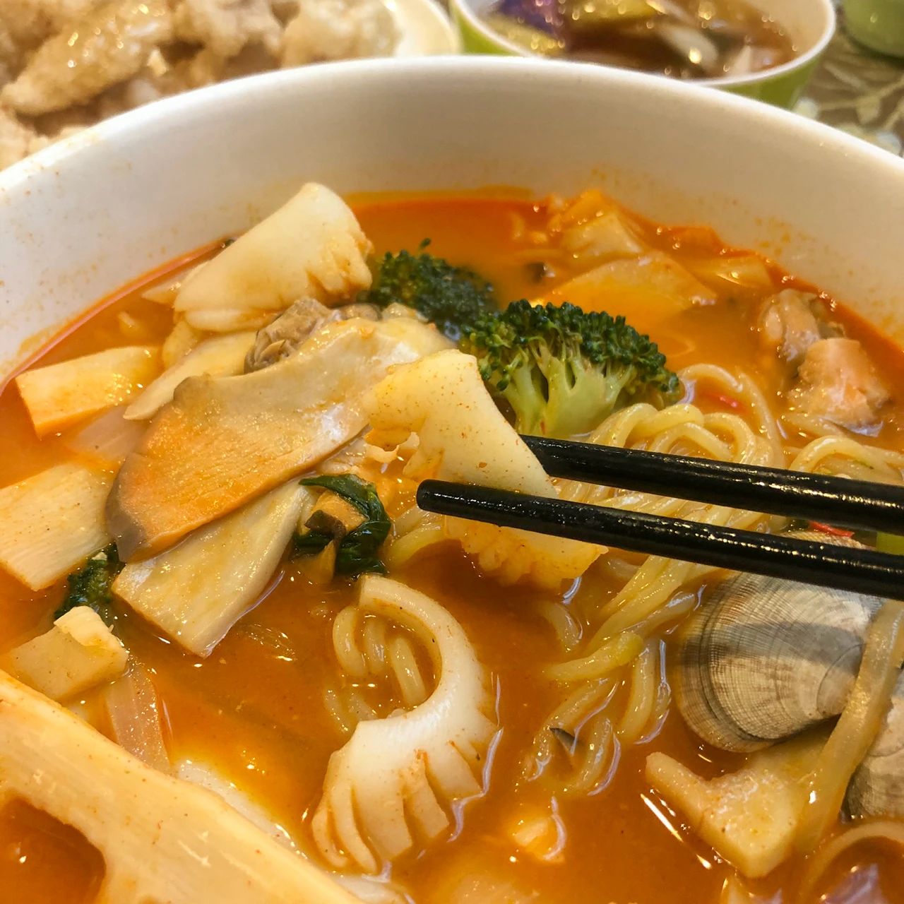 不出国就能吃到正宗韩料,不出国就能吃到正宗的韩国料理