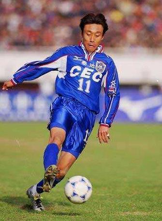 那英前任高峰分手原因,足球运动员高峰和那英