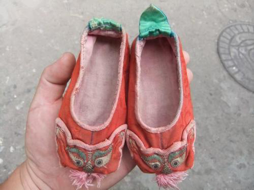 aj鞋子历史介绍,70年代前的科幻aj鞋子