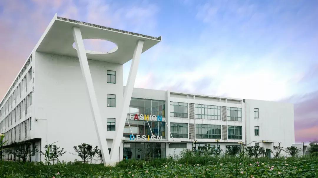 江苏省高校(六十六)苏州大学应用技术学院