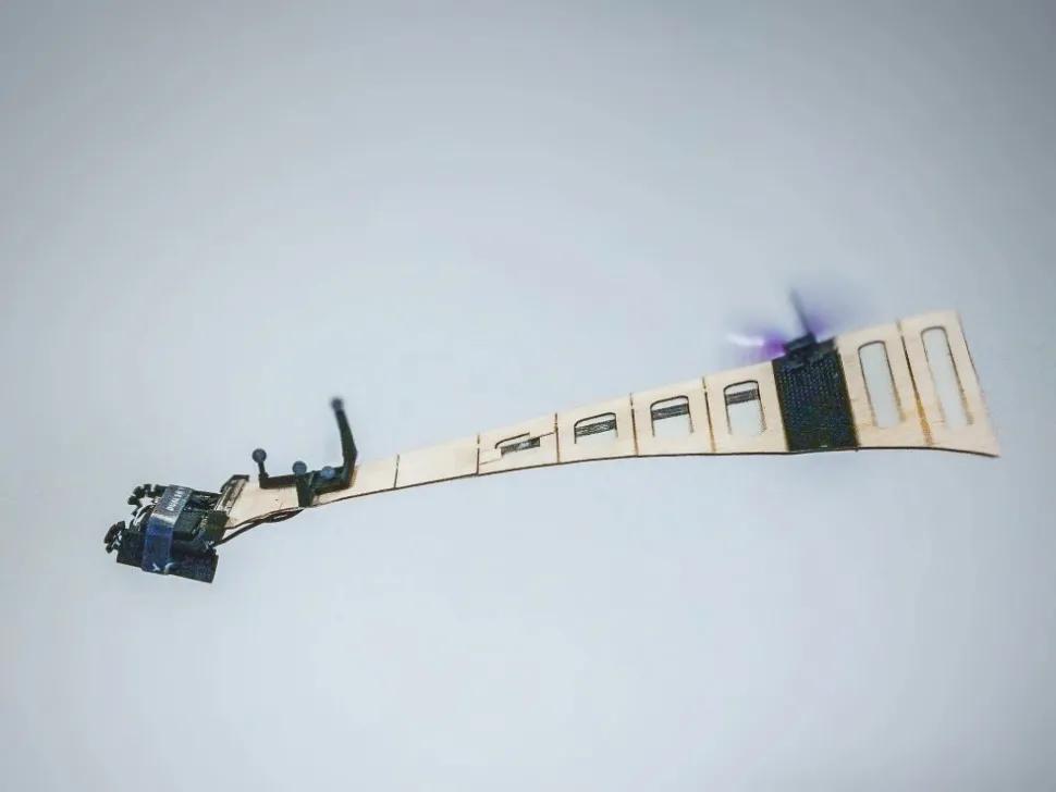 可滑翔也可以垂直起飞的无人机,神奇还能起飞的无人机