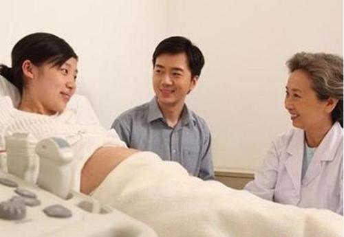 进产房之前医生都会和家属说什么,进产房要知道的4件事