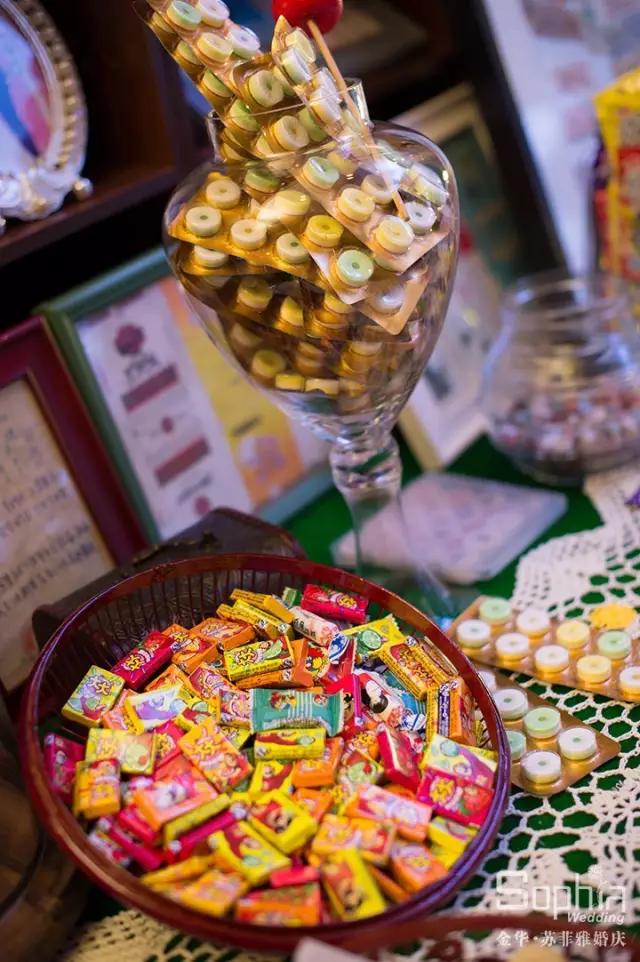 结婚和周岁酒一起办请帖怎么写,女儿结婚父母的电子请帖怎么写