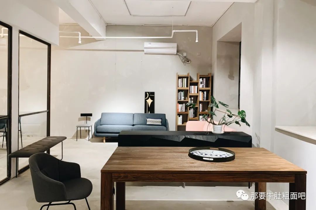 现代风格网购家具店铺推荐,买家具最容易踩的坑是什么