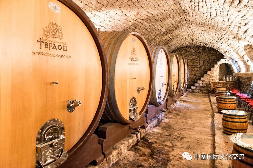 连巨星政要都亲睐的修道院葡萄酒庄你还不赶紧的｜尽在波黑福尔多