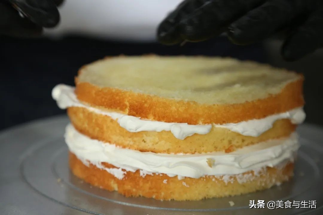 草莓奶油蛋糕教程来了你学会了没,韩国草莓蛋糕