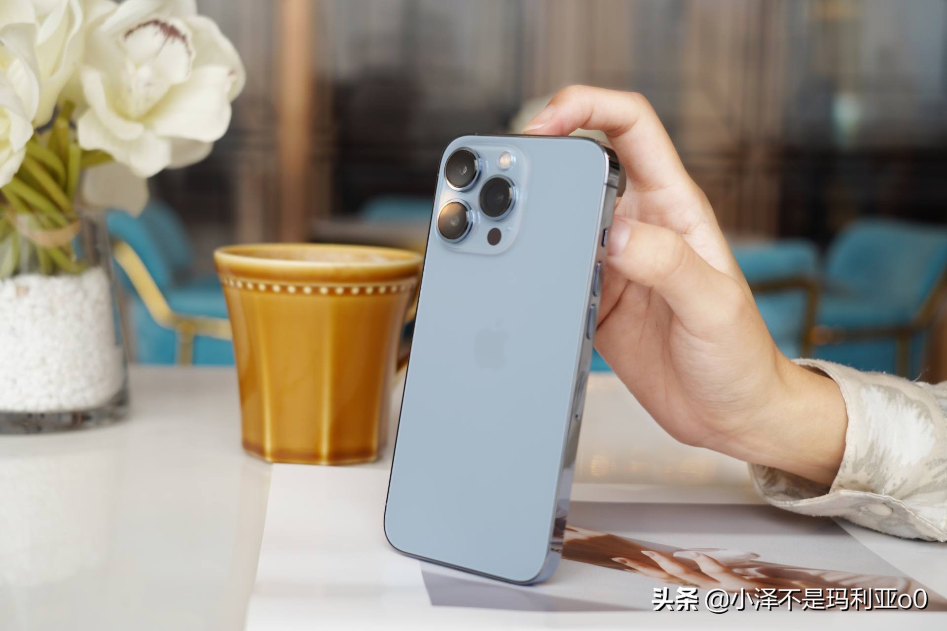 远峰蓝iphone13pro真的假的,iphone13pro远峰蓝边框会刮花吗