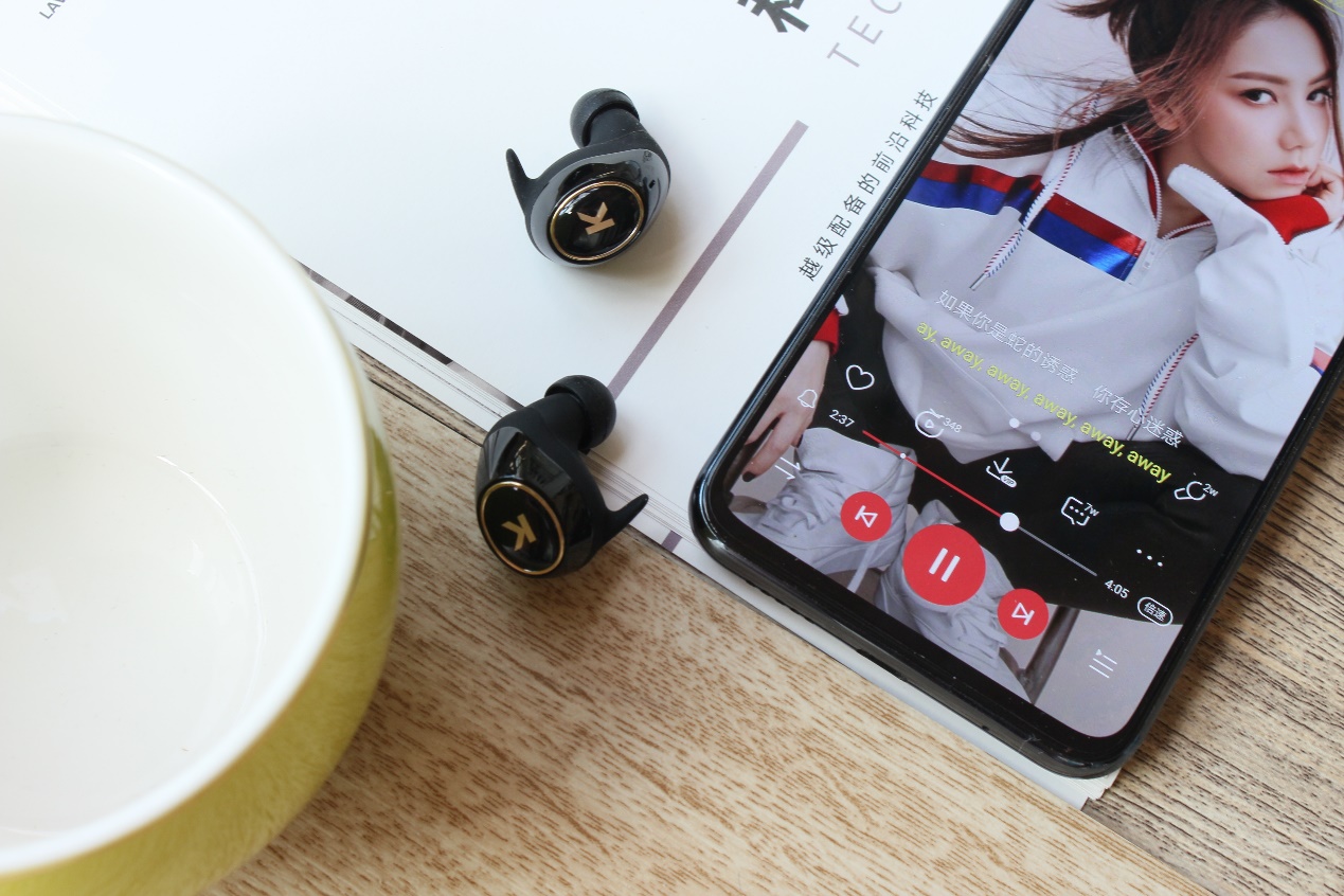 酷狗X5和苹果耳机对比,音质好无线耳机测评