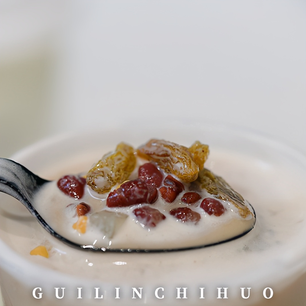 桂林奶茶店探店拍照,性冷淡风奶茶店拍照墙布置