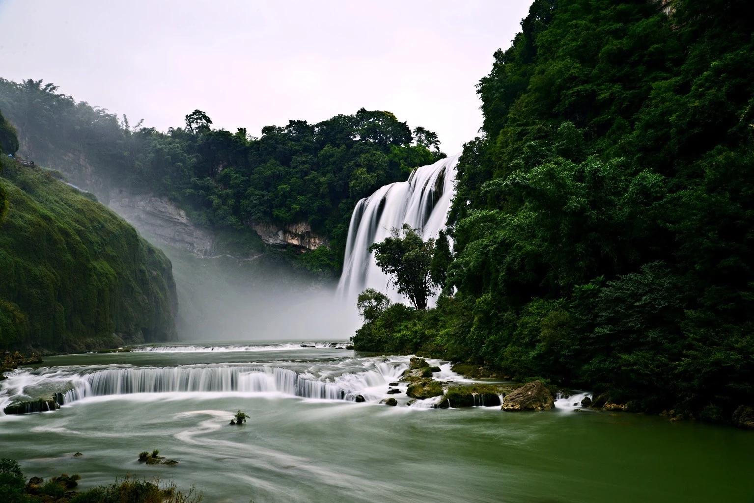 一句话赞叹黄果树瀑布,黄果树瀑布深度解析