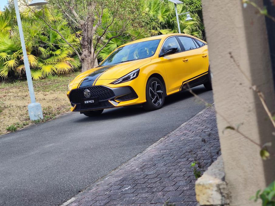 4.99万的名爵mg5试驾,名爵mg5中配自动青春风尚版起步