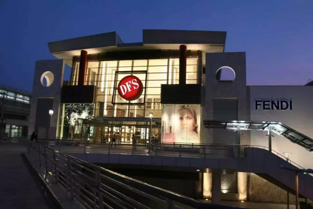 香港购物去哪个商场最便宜,香港购物必去商场