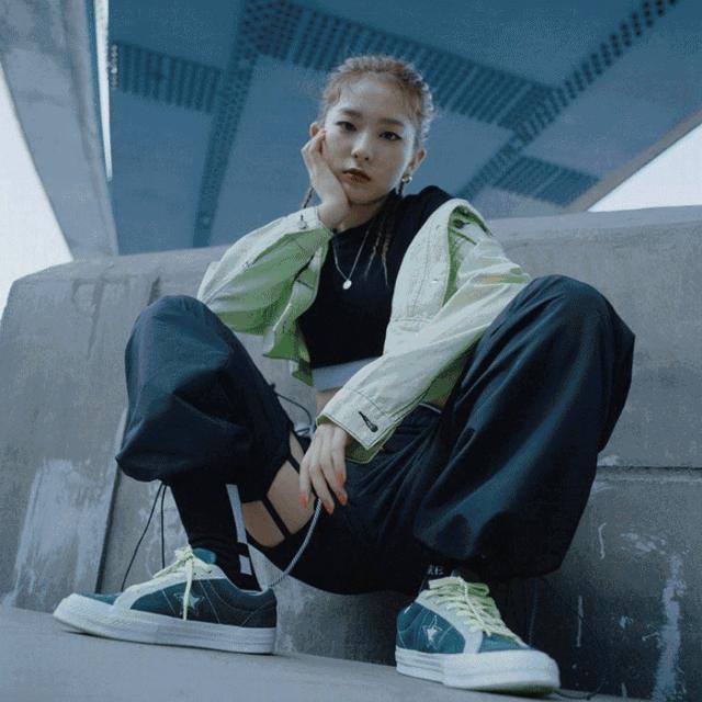 火遍全球的34套夏季时髦搭配示范，今年再不穿就真的落伍了