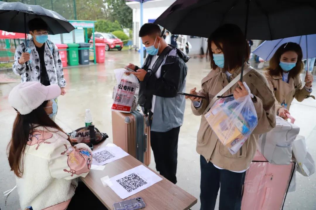 天津交通职业学院导览,天津交通职业学院的一天