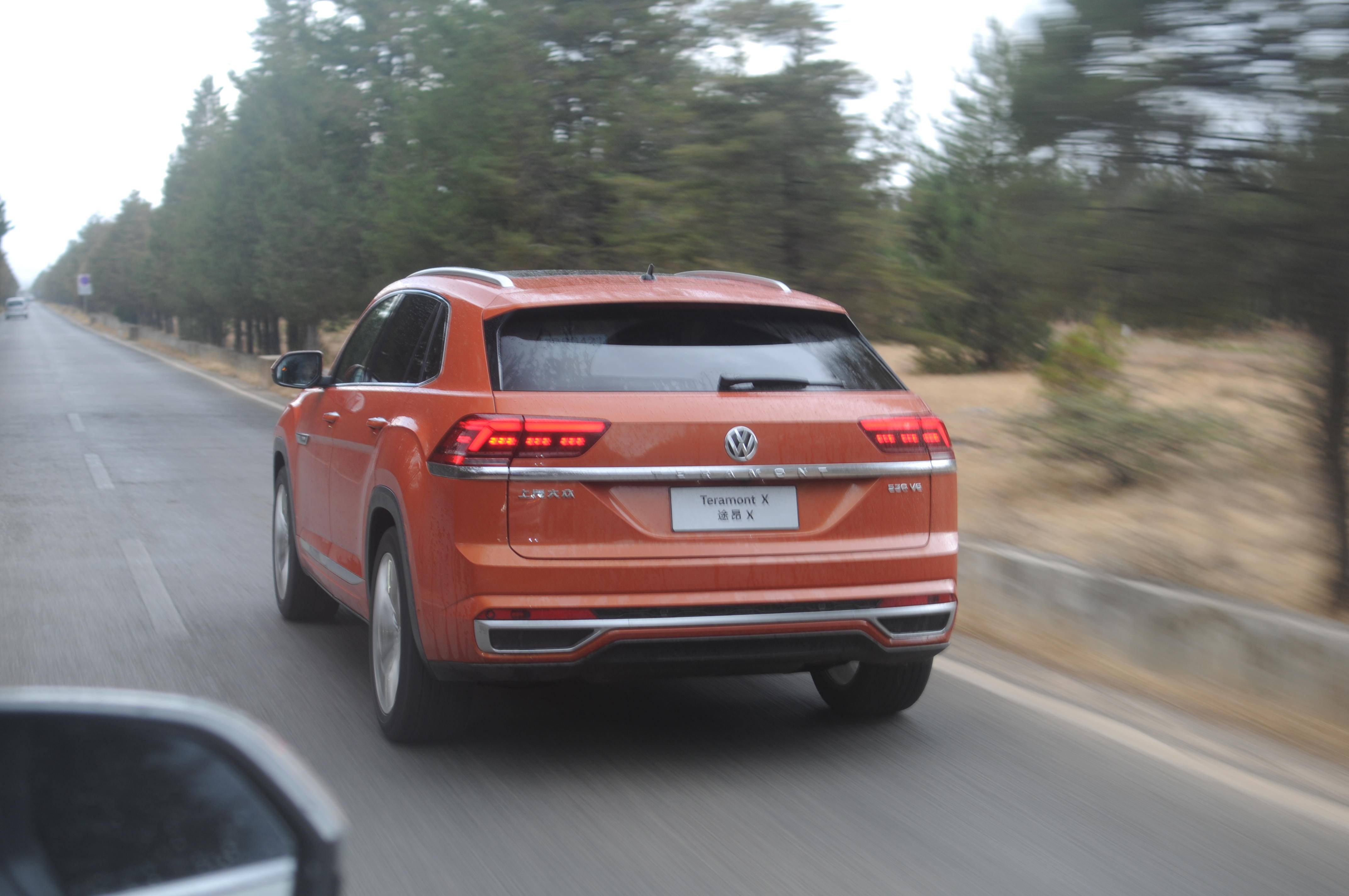 大众途昂x最新款试驾,这才是轿跑suv