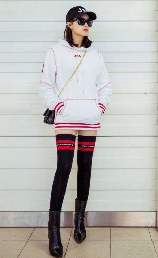 李圣经同款高帮袜,杨超越的中筒袜