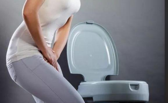 女人顺产生完孩子为什么会尿不尽,女人顺产后再生孩子疼吗