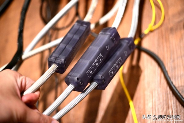 直接提升串流音乐的声音：SOtMsNH-10G网络交换器