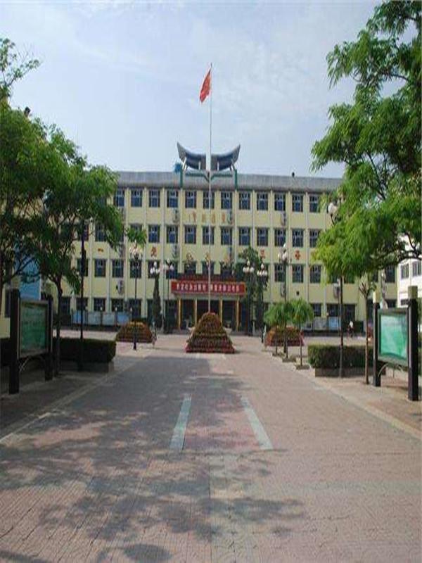 河北衡水第一中学有多厉害,除了衡水中学生还有哪些学校