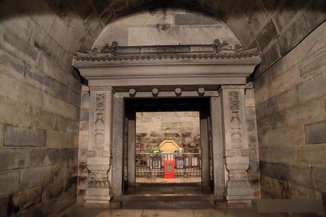 光绪皇帝的墓室里，埋藏着哪些辛酸的往事？