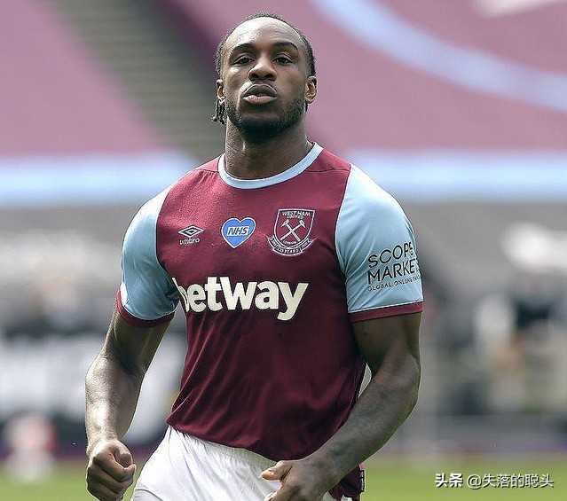 足球运动员增肌会影响灵活性吗,足球运动员肌肉膨胀