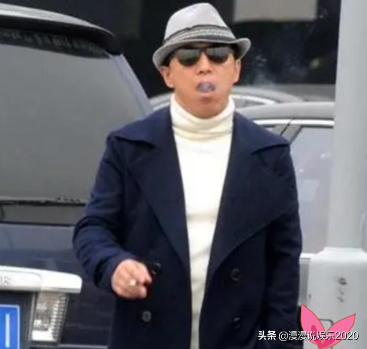身价上亿的明星抽啥烟张嘉译,身价上亿的明星抽什么牌子的烟