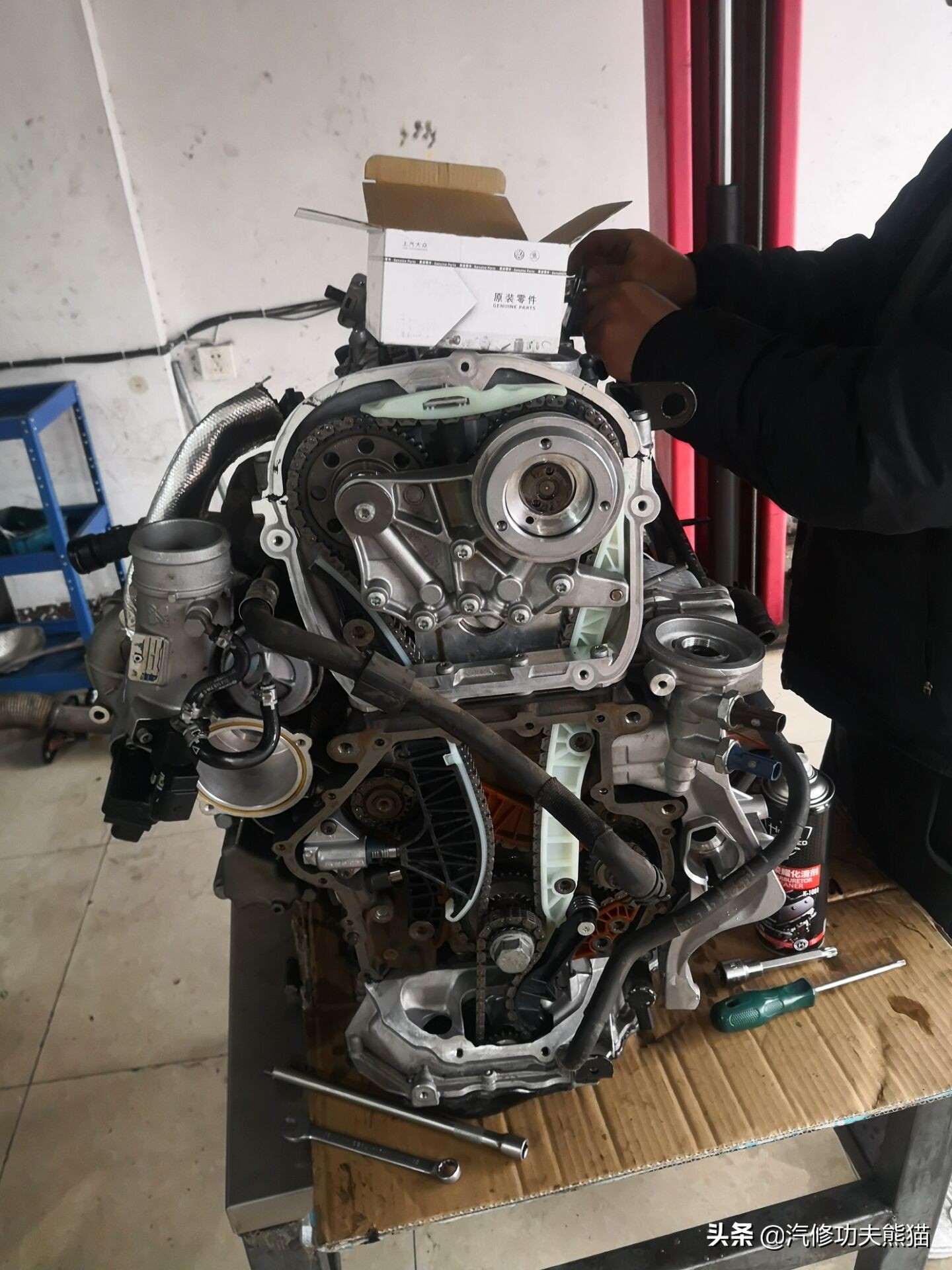 斯柯达昊锐发动机烧机油大修,18款的斯柯达为什么烧机油