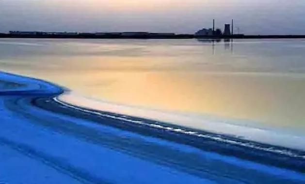 *疆新**4亿年前的“死海”正在复活，太壮观了!面积超1万平方公里