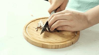 宝宝香肠怎么做不翻车,宝宝牛肉香肠8个月辅食