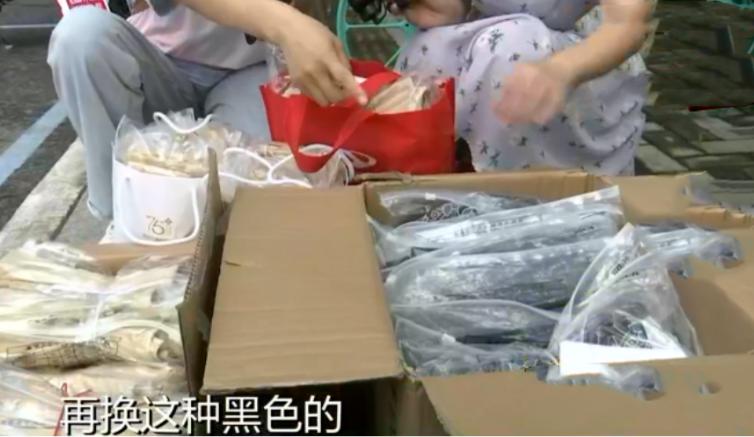 花数万买的“神奇内衣”，能平胃、平背、丰胸？姑娘一穿就想退