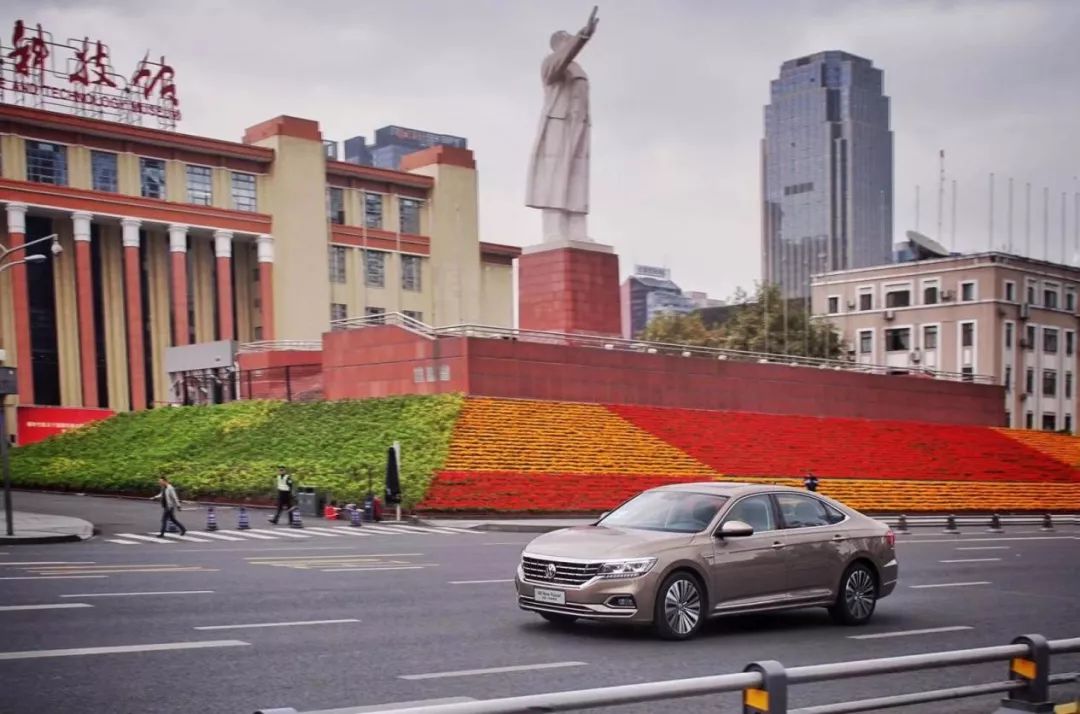 帕萨特1.4t真不值得买吗,1.4t新款帕萨特值不值得买