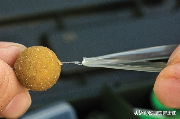 老外钓鱼打窝,老外打窝钓鱼视频大全