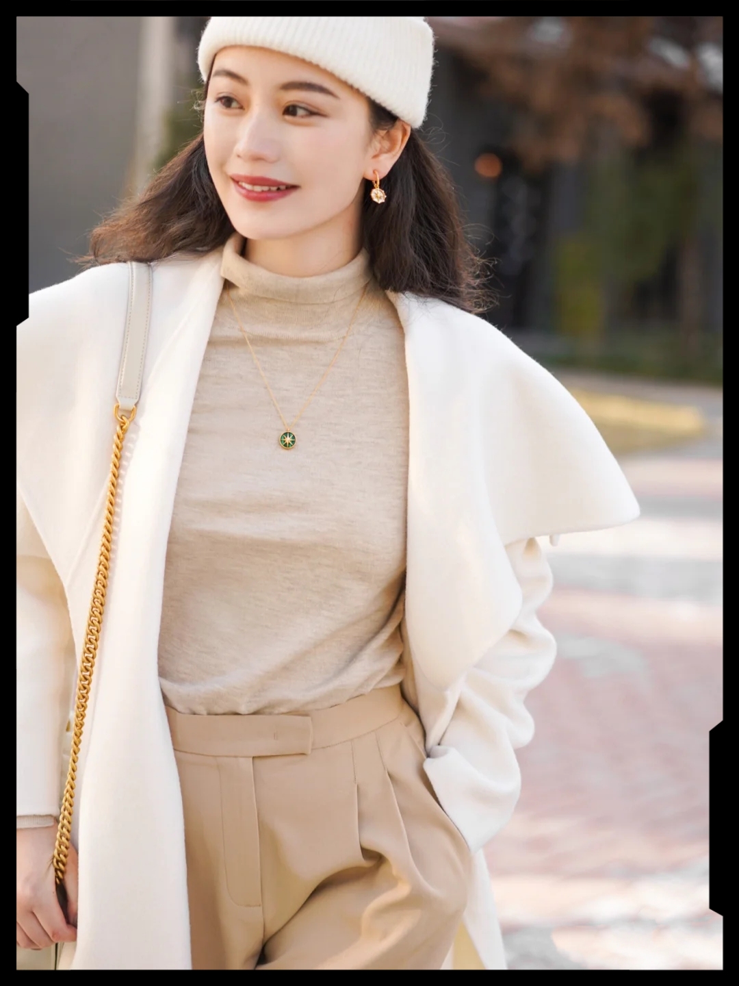 米色系冬天气质穿搭,温柔慵懒风穿搭棕色系