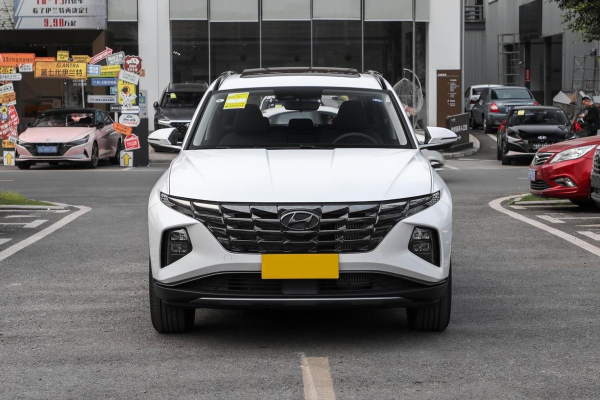 第五代途胜l的超长轴距版本,第五代途胜l两驱豪华版配置