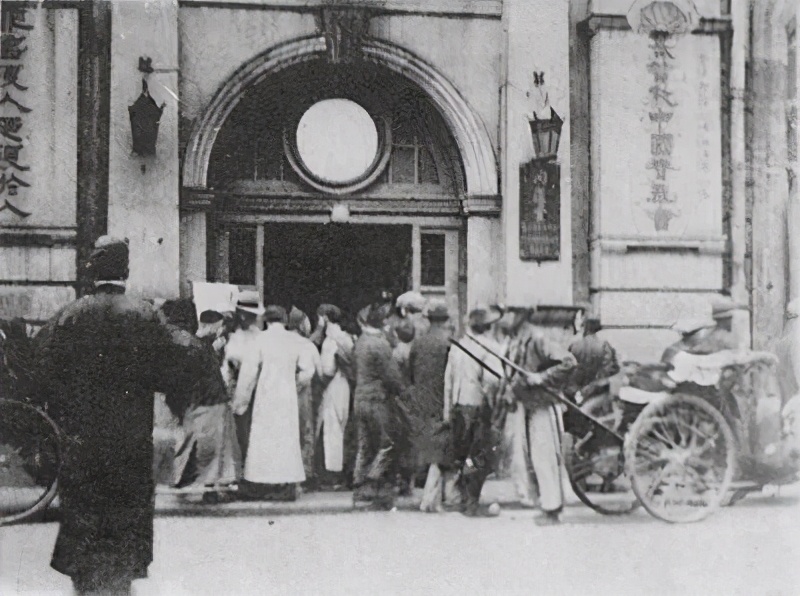 第一个中国传教士,传教士在历史上的地位