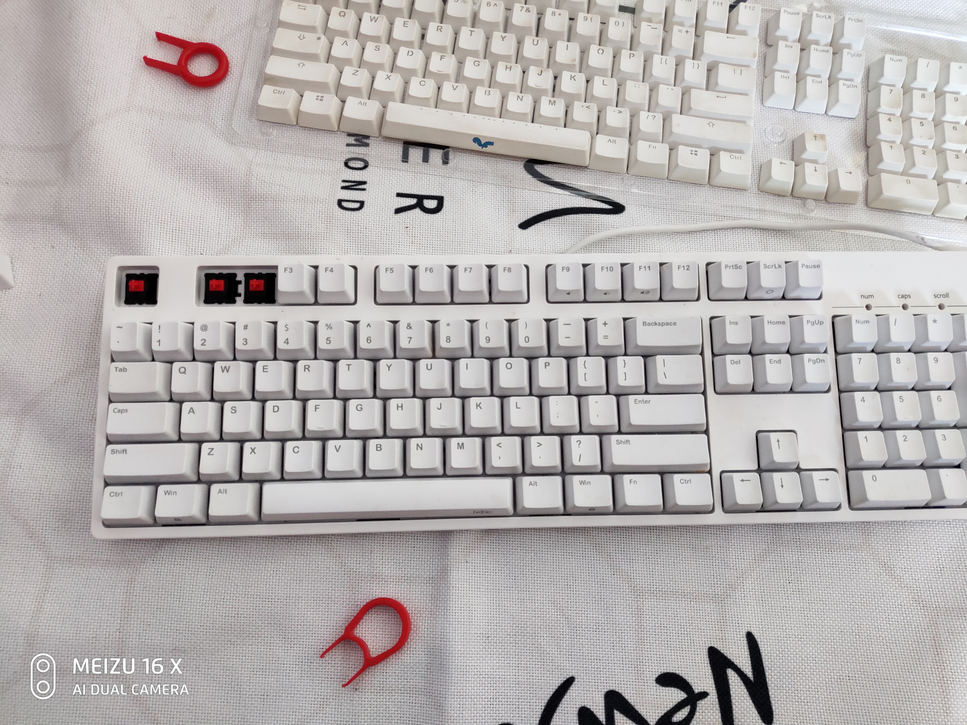 樱桃轴的键盘和普通轴的键盘区别,100-200元的机械键盘樱桃轴