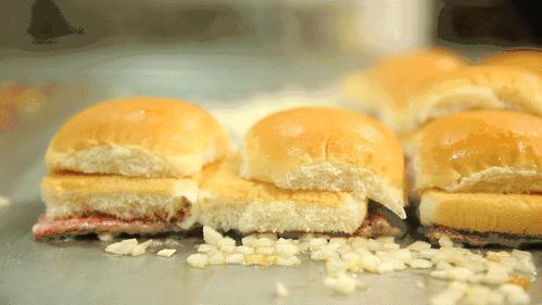 最正宗的纽约汉堡 (纽约神级汉堡在上海排队)