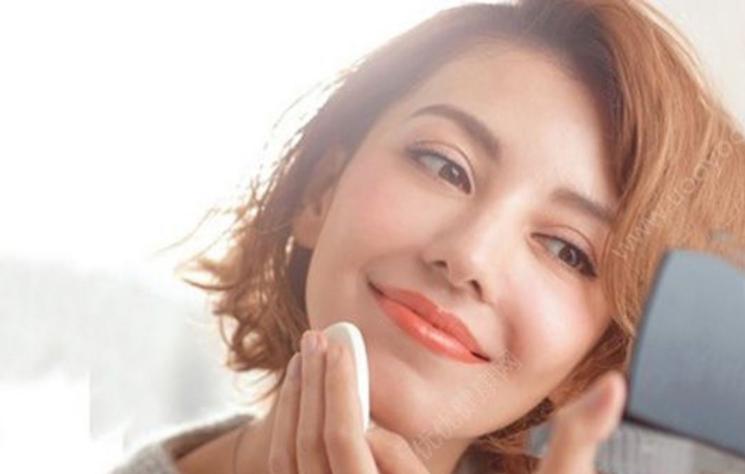 女人不化妆也好看的技巧,最简单的裸妆化妆步骤