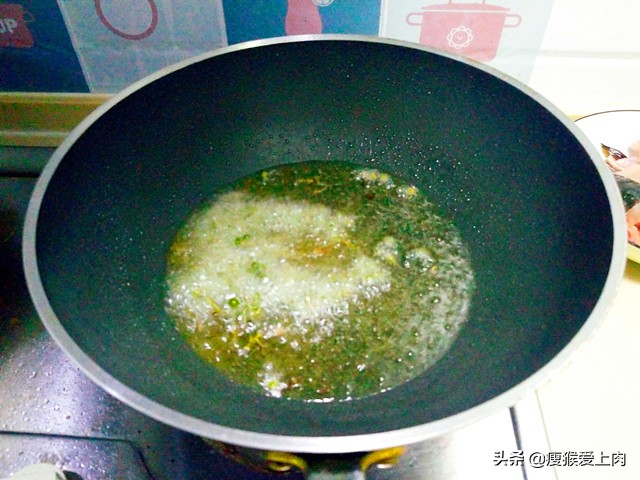 怎么让水煮鱼片更滑嫩不容易碎,为什么别人煮的水煮鱼片这么嫩滑