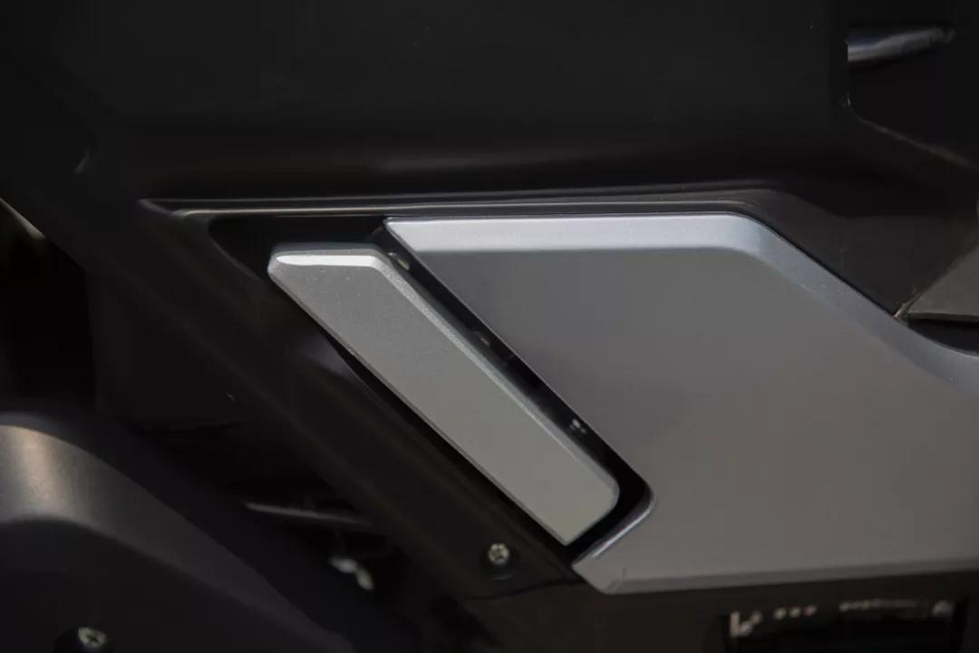 雅迪轻便摩托T9D能装多大电池,雅迪t9