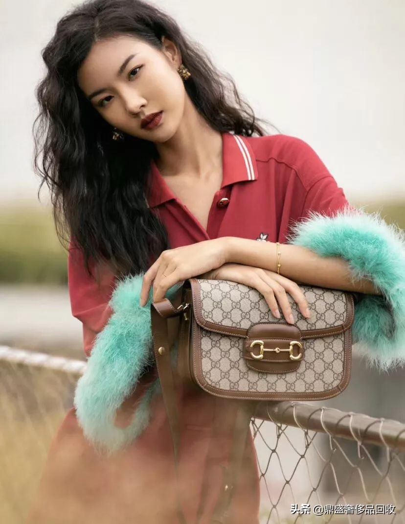 gucci1955马衔扣系列经典重塑,gucci1955马衔扣包复古又时髦