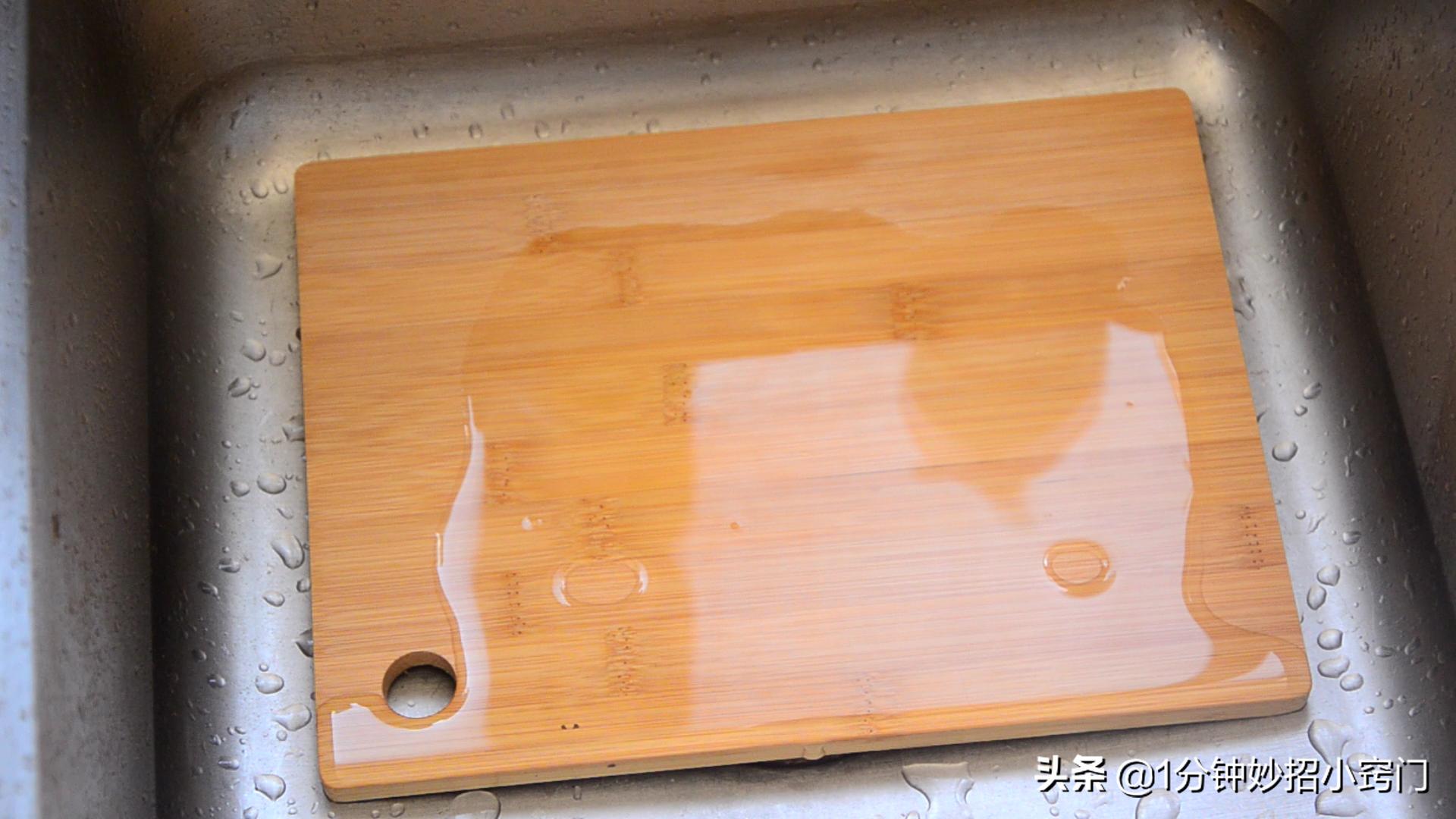 新买的菜板怎么处理不起霉,买回来菜板怎么保存不开裂不发霉